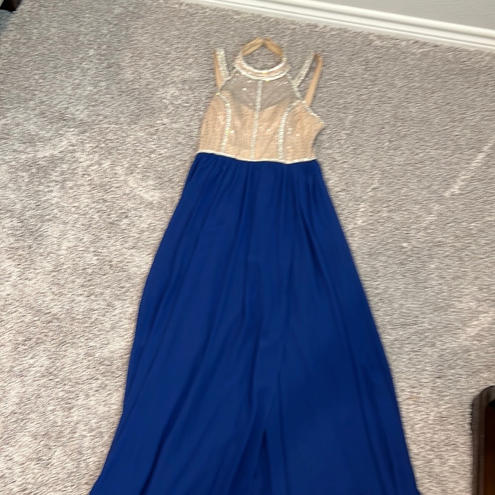 Size 9, prom dress, A line, halter top